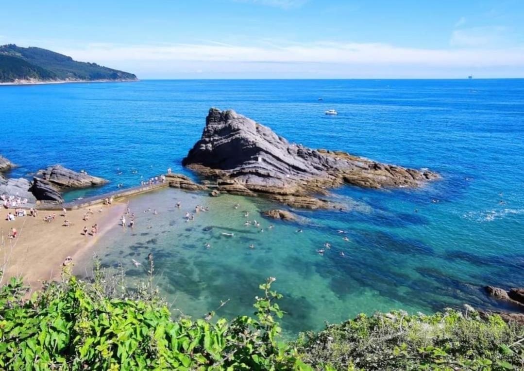 Apartamento Con Encanto En El Puerto De Bermeo Esterno foto